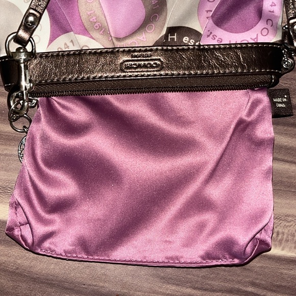 COACH OP ART PURPLE CLUTCH - Picture 11 of 11